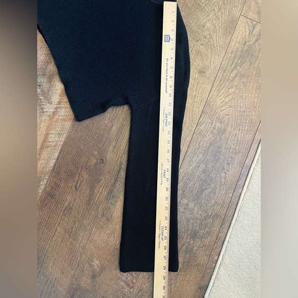 Wilfred Free Cropped Mockneck Sweater – Black, Size 1 - Picture 8 of 8